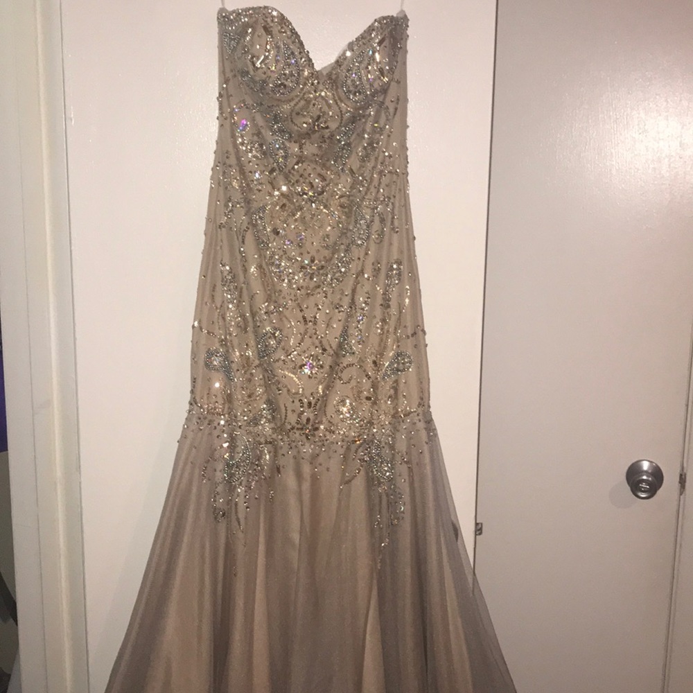 Prom dress for sale !